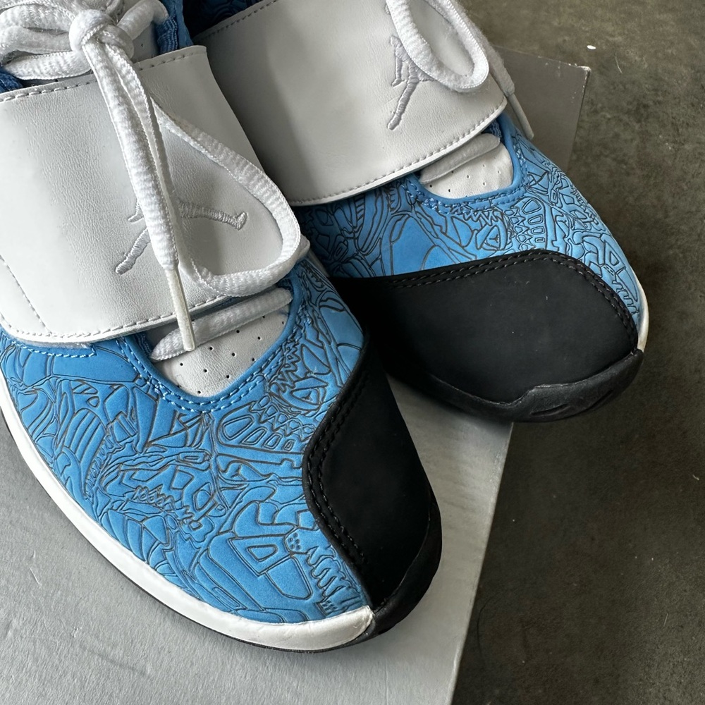 Nike Air Jordan XX (GS) Sneakers I’m University Blue and White/Black. Women’s 7 - Picture 4 of 9